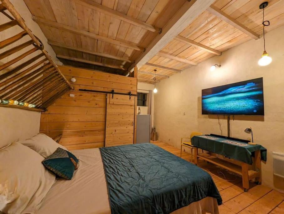 Logement - Studio Independant A Perouges Exterior photo